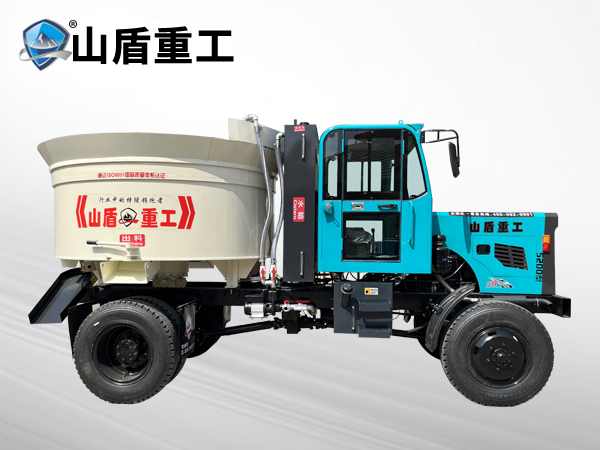 5200型四驅(qū)攪拌運(yùn)輸車(chē)